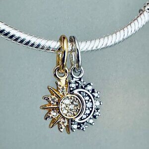 Brand New Authentic PANDORA Splittable Sun & Moon Dangle Charm /Pandora Bracelet